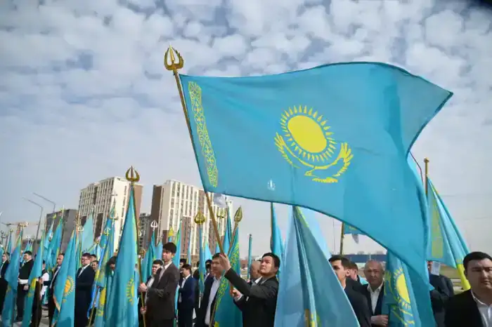 В ШЫМКЕНТ ПРОШЛА МАСШТАБНАЯ АКЦИЯ «ВМЕСТЕ ЗА ОБНОВЛЕНИЕ СТРАНЫ!» (3)