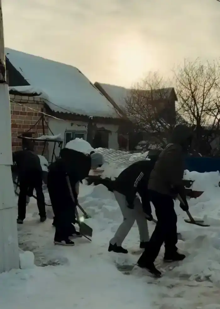 В Лисаковске прошла акция «Снежный десант» (3)