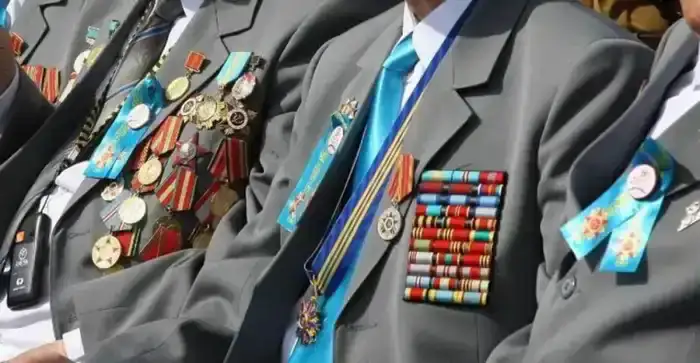 Выплата 1,5 млрд тенге ветеранам в 2026 году: экономические и социальные последствия для общества