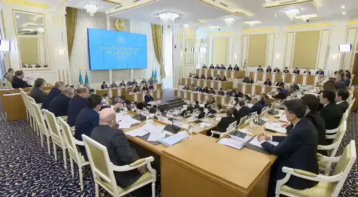 Обсуждение новой Конституции: акцент на единстве интересов и доступности прав