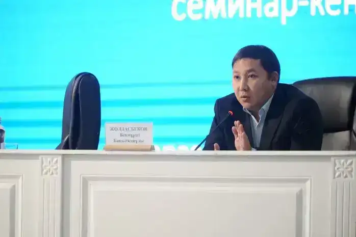 В городе Тараз проведено занятие с руководителями объектов массового скопления людей по вопросам антитеррористической защищённости (2)