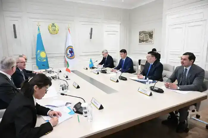 Аким Алматы обсудил перспективы сотрудничества с послом Италии (4)