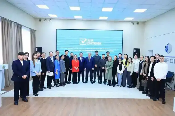 Эксперты и лидеры молодёжи Карагандинской области выразили поддержку принятию новой Конституции (4)