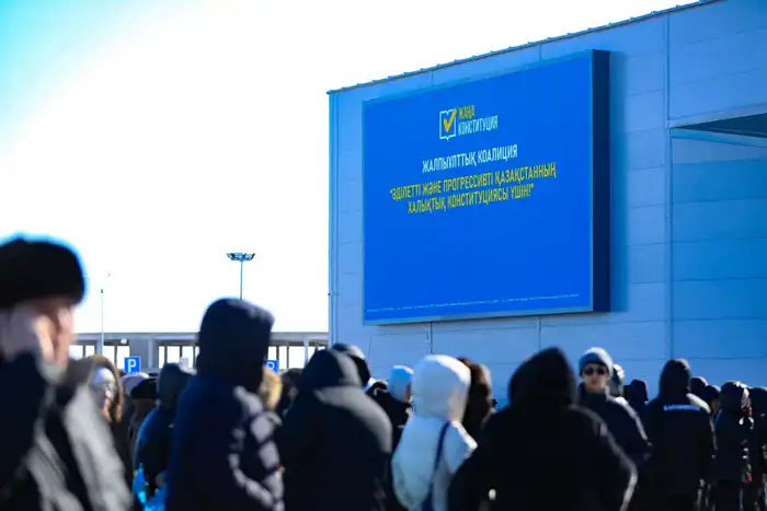 В Актобе в поддержку референдума состоялся молодежный фестиваль (3)