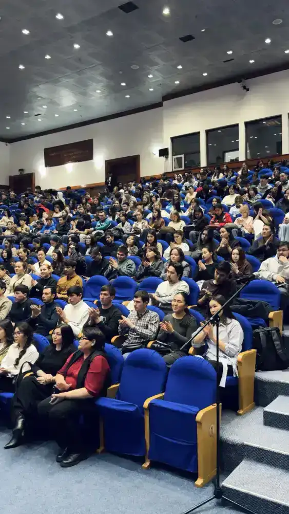 «Закон и порядок»: о схемах мошенников и ответственности за наркопреступления рассказали столичным студентам (2)