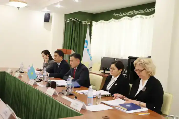Аскарбек Ертаев и Рашед Мустафа Сарвар обсудили защиту прав семей и детей в Казахстане