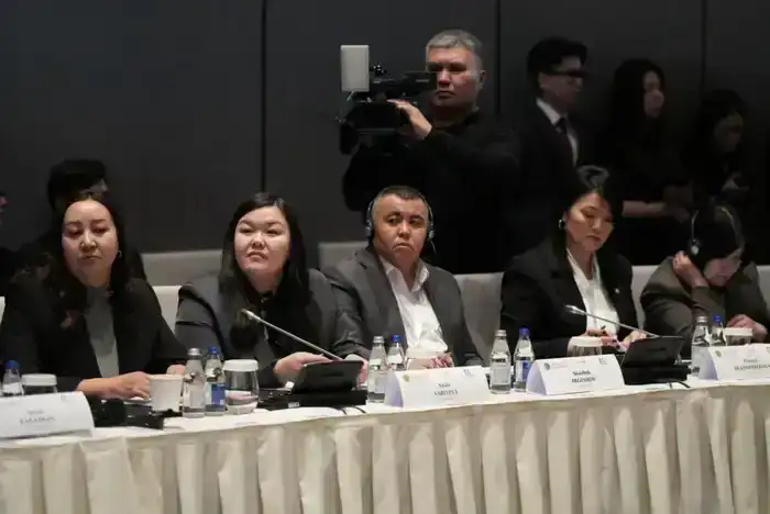 Казахстан формирует региональную повестку: в Астане обсудили запуск Региональной платформы «Зелёная школа» в преддверии РЭС-2026 (5)