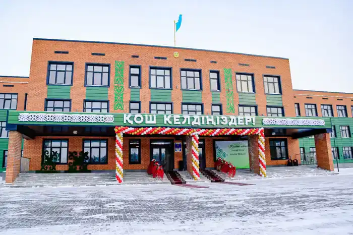 В Рудном открылась школа на 900 мест с государственным языком обучения (9)