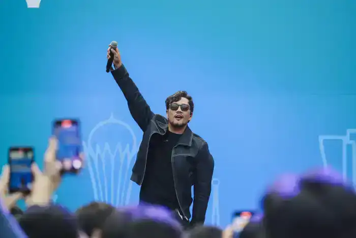 В Астане более 10 тысяч человек поддержали Конституционную реформу на молодежном концерте