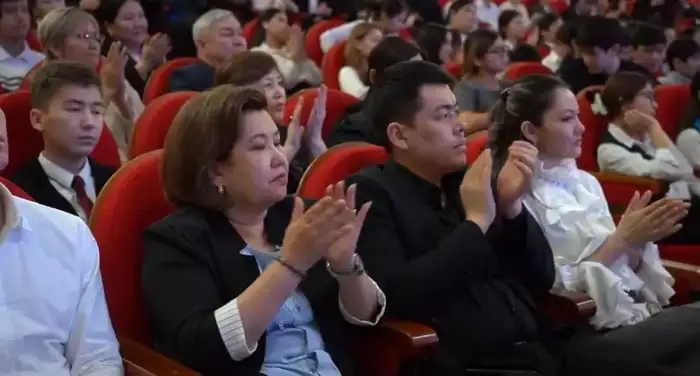 Безопасное детство: 30 тысяч голосов за закон!