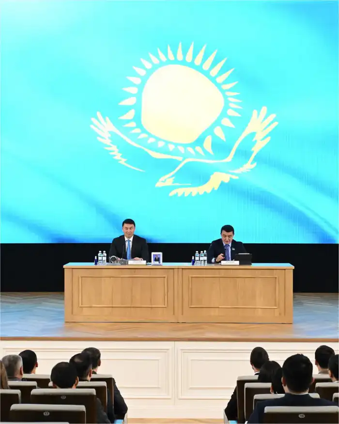 Депутаты маслихата Алматы поддержали создание Управления по защите прав детей (3)