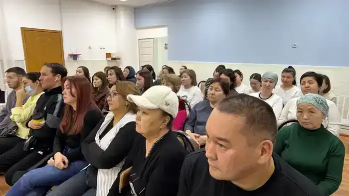 встреча для родителей по финансовой и цифровой безопасности в детском саду