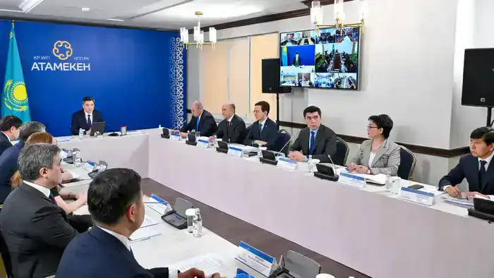 Олжас Бектенов: Проект новой Конституции формирует среду доверия и долгосрочного партнерства государства и бизнеса (3)