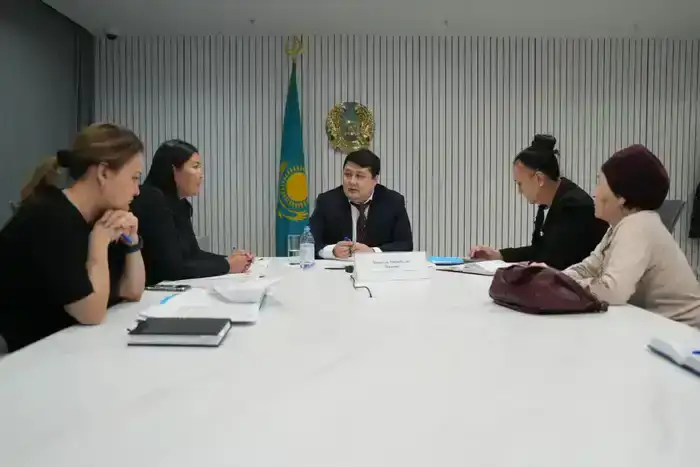 Вице-министр юстиции Даниель Ваисов провёл приём граждан (4)