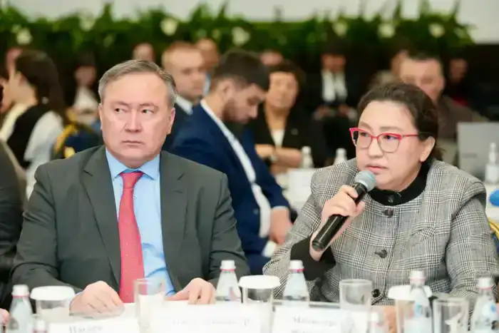 В Казахстане обновляют профстандарты нефтегазовой отрасли (6)