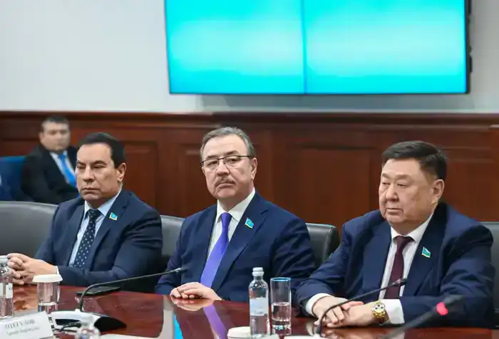 Обсуждены вопросы охраны окружающей среды, улучшения экологии (2)