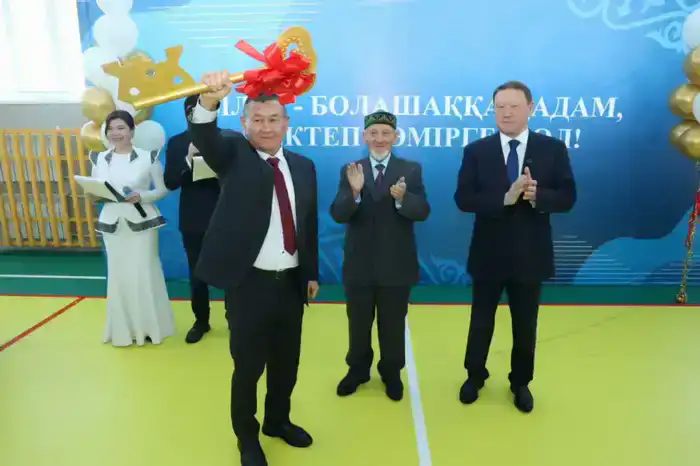 В селе Енбек Костанайского района открылась новая школа (4)