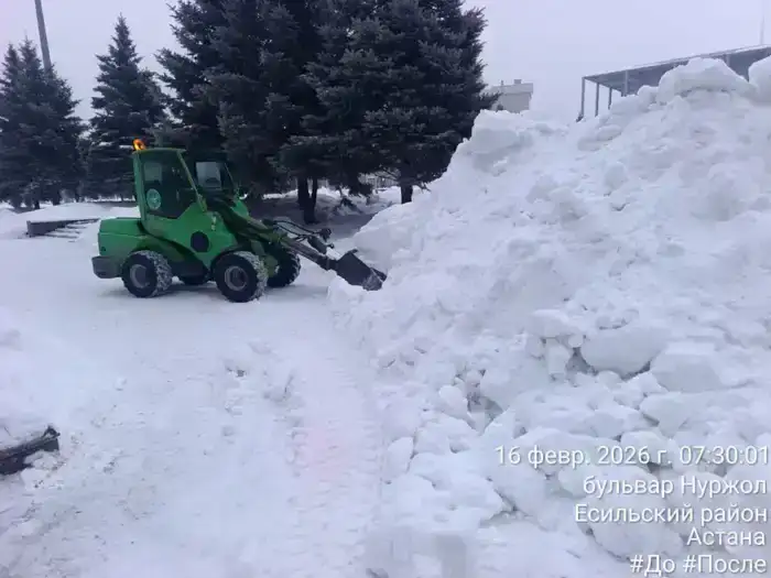 Около 1 700 единиц спецтехники задействовано в снегоуборочных работах в Астане (2)