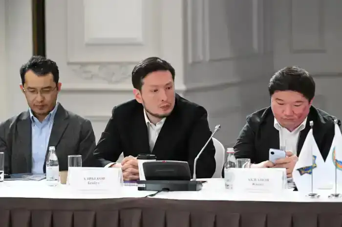 Дархан Сатыбалды провел встречу с инвесторами и предпринимателями Алматы (4)