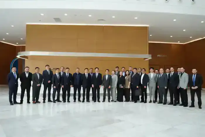 Обсудили внедрение агентных ИИ-систем в госуправление и экономику (6)