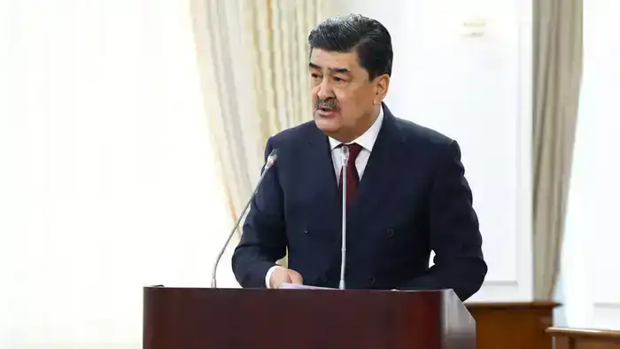 Премьер-министр Олжас Бектенов обсуждает экологическую инициативу «Таза Қазақстан» на заседании правительства