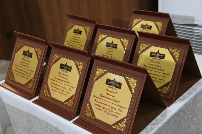 Значение Дня благодарности в укреплении общественного согласия обсудили за круглым столом в Астане (3)