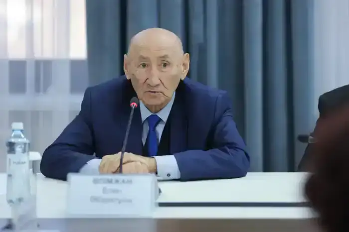 Создание культурного моста: Ербол Карашукеев и творческая интеллигенция Жамбылской области обсуждают будущее Казахстана