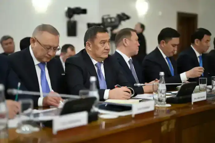 Казахстан: от суперпрезидента к сбалансированной власти?