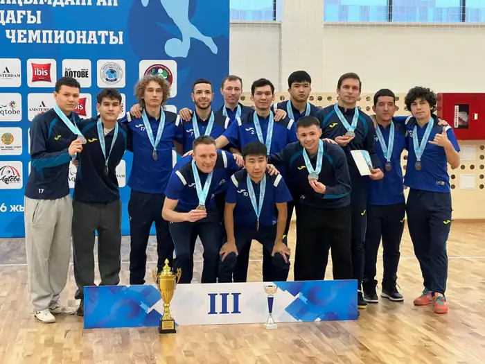 В новом спортивном комплексе Актобе прошел чемпионат Казахстана по сурдо-футзалу (2)