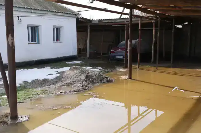 Ербол Карашукеев проверил противопаводковые работы в Таразе (10)