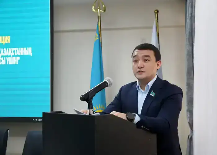 Диалоговая площадка в Алматы: медики обсуждают влияние конституционных изменений на здравоохранение