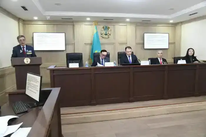 В Совете ветеранов столичного района Алматы отчитались о работе за пять лет (7)