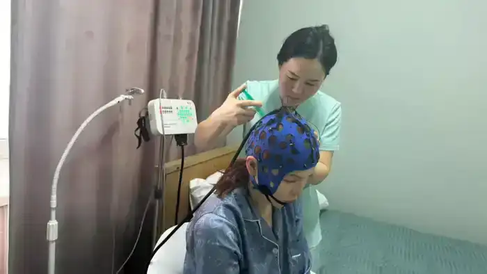 В столичной поликлинике установлен новый аппарат для исследования головного мозга