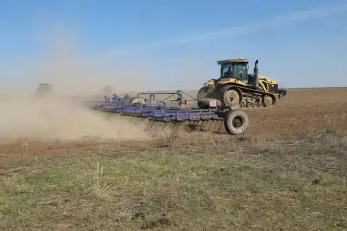 Аграрии Карагандинской области готовятся к весенней посевной (2)