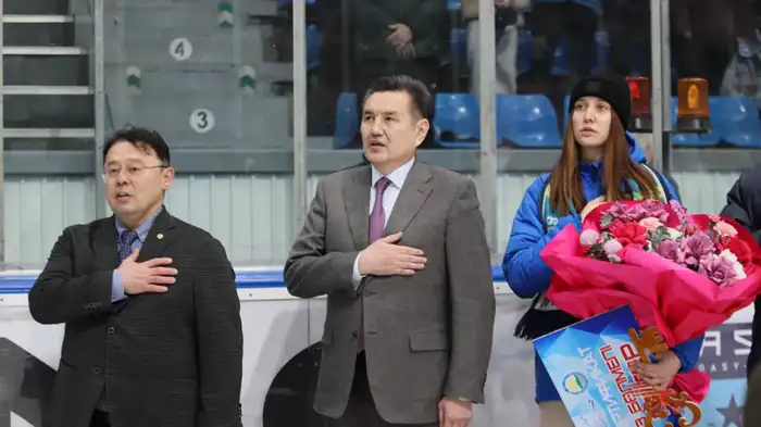 Фаина Мейрманова: Золотая медалистка XXV летних Сурдлимпийских игр получает квартиру от акима ВКО