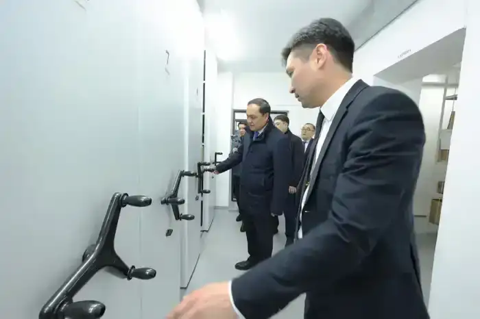 Рабочая поездка в Меркенский район: общественная безопасность, архивное наследие и инфраструктурное развитие (4)