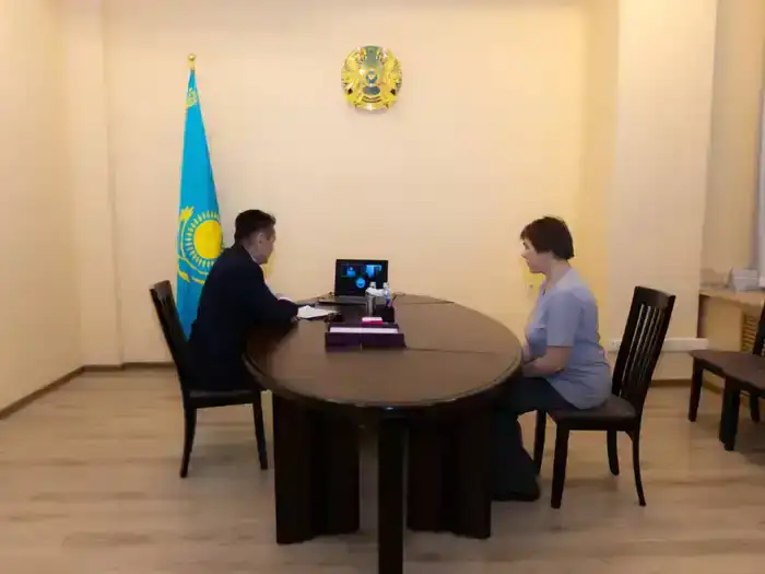 Аким ВКО провёл личный приём граждан (6)