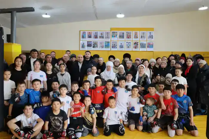 В Нуринском районе открыли новый спортивный клуб и современные спортивные объекты