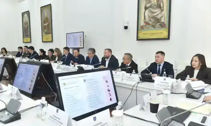 Минэнерго и КазНУ обсудили направления работы Отраслевого центра технологических компетенций в ТЭК (3)