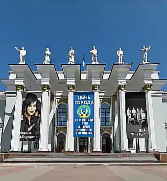 Праздничный концерт в Караганде: объединение горожан в день 92-летия города