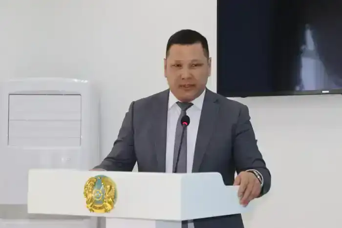 Актив Хромтауского района и трудовые коллективы выразили поддержку проекту новой Конституции (3)