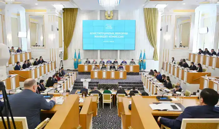 Жаңа Конституция: Болашақтың кілтін ашатын заңдар!