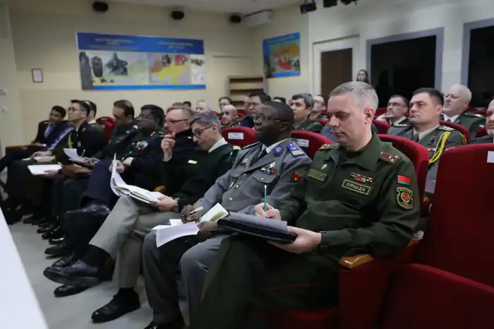 Брифинг для военных дипломатов в Астане: приоритеты развития Вооруженных Сил Казахстана