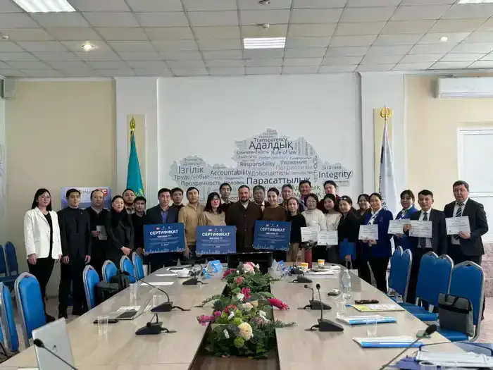 В Астане 42 преподавателя колледжей прошли обучение по использованию искусственного интеллекта (2)