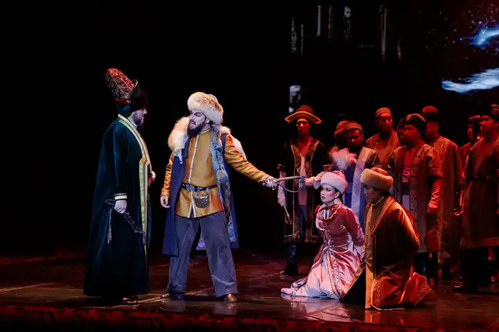 В Алматы состоялась премьера новой постановки легендарной оперы «Абай» (6)