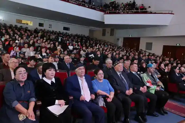 Приоритеты семейной политики и борьба с насилием: в Жамбылской области прошел республиканский форум (5)