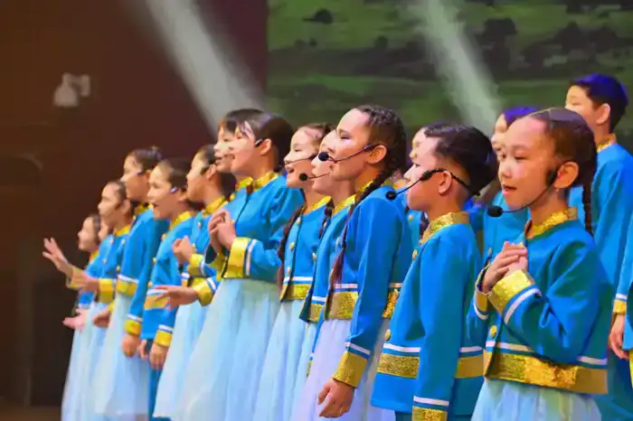 Звуки патриотизма: отчетный концерт студии «Жас сарбаз» собрал сердца в Астане