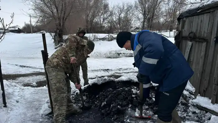 В Наурзумском районе стартовал 'Снежный десант' для помощи пожилым