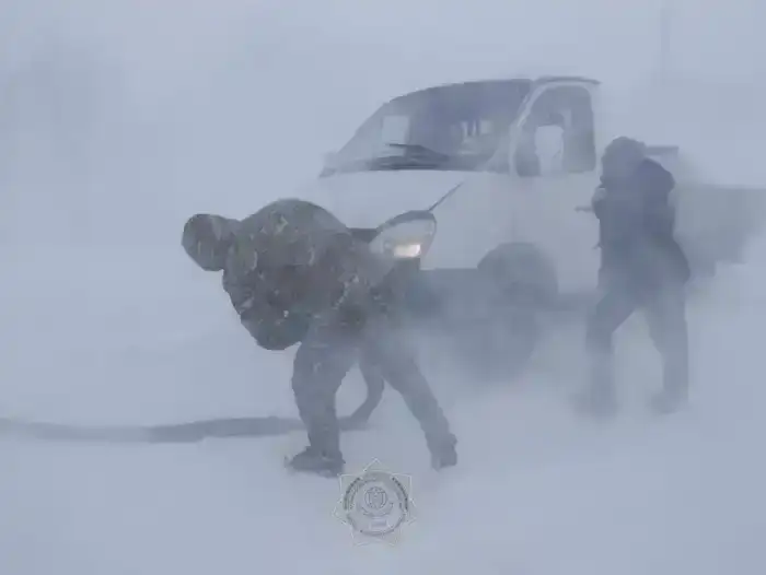 За последние десять дней из снежных заносов спасено и эвакуировано 145 человек (6)