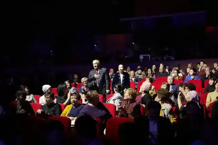 В честь 95-летия Мукагали Макатаева прошел литературно-музыкальный вечер «Қазағым-ай» (4)